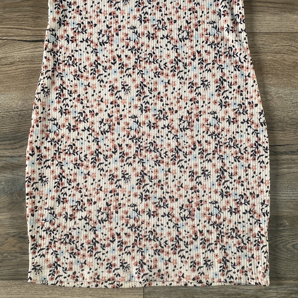 Mini floral dress - Picture 3 of 6